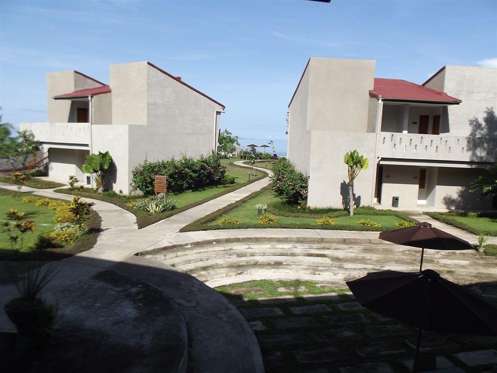 Luwansa Beach Resort Labuan Bajo Zewnętrze zdjęcie