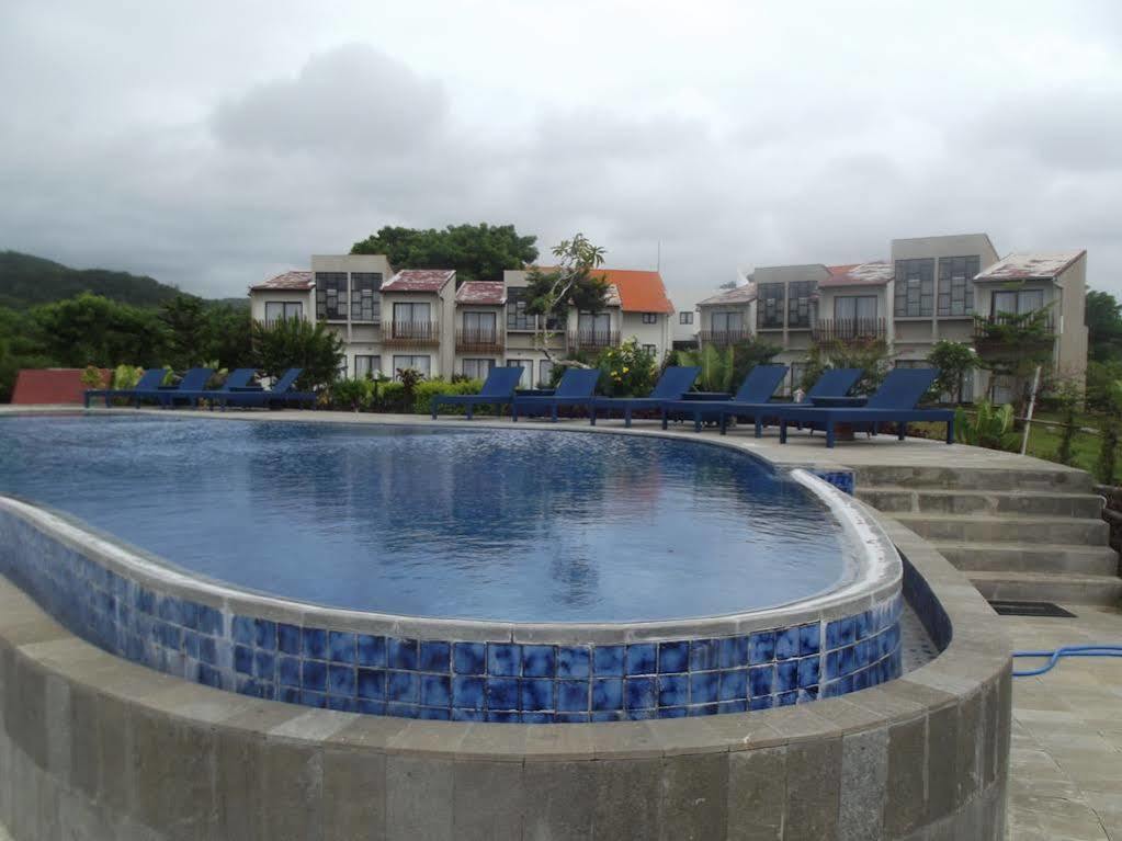 Luwansa Beach Resort Labuan Bajo Zewnętrze zdjęcie